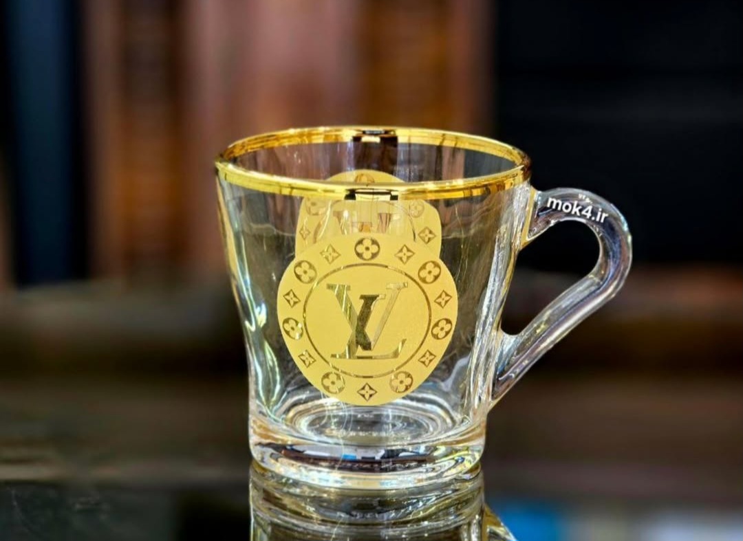 فنجان کریستال کروم لویی ویتون لب طلایی